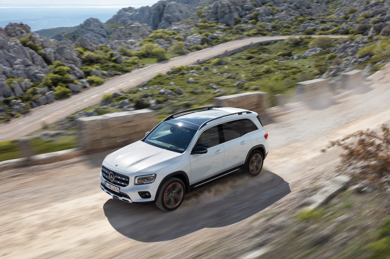 Illustration for article titled The Mercedes-Benz GLB Can Seat Seven Without Being Grotesquely Enormous